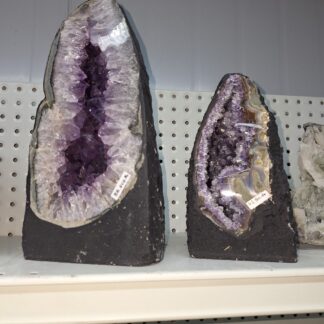 Ametiszt geoda